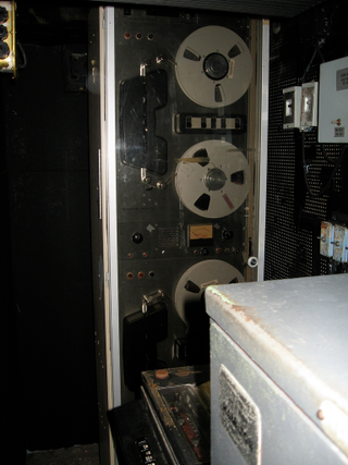 Illustration for article titled I'm All Wound Up: A Gallery of Classic Magnetic Tape Drives and Reels